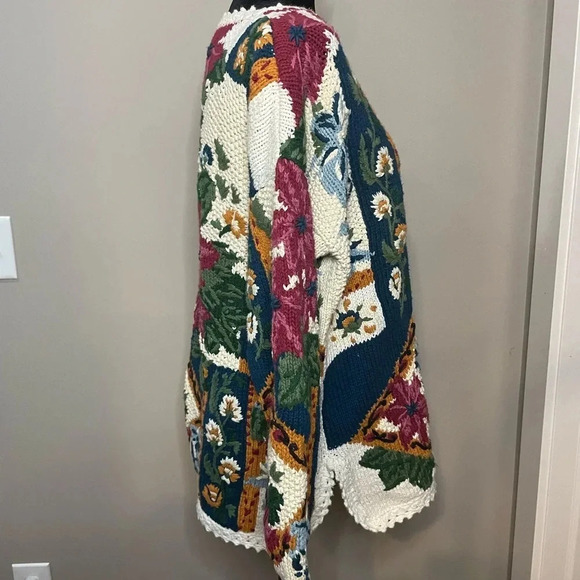 Vintage M.J. Caroll Colorful Floral Heavy Knit Sweater - Picture 8 of 11